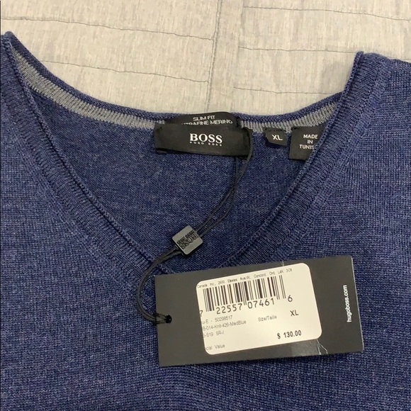 HUGO BOSS Sweater - Picture 2 of 3